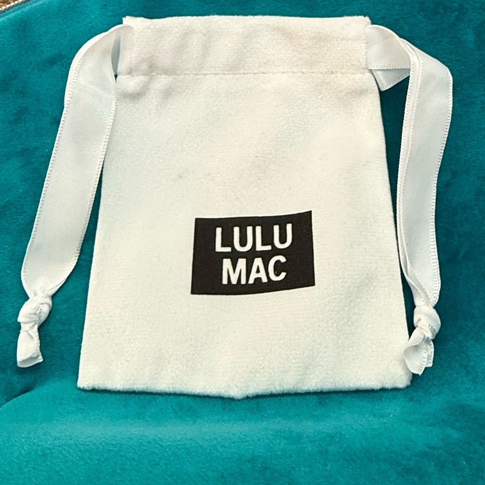 Lulu Mac White Drawstring Jewelry Pouch NEW